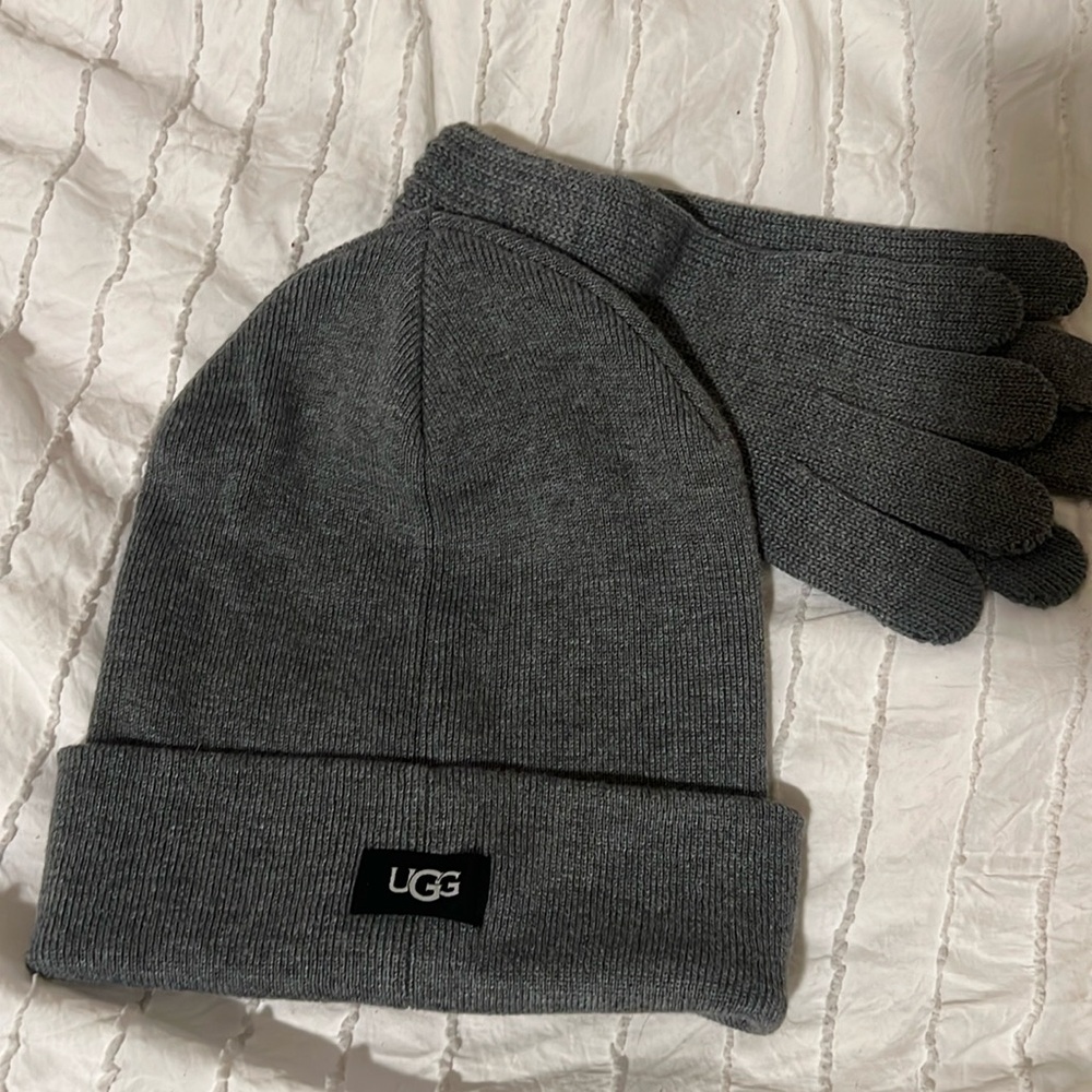 Ugg Grey Beanie and Gloves set